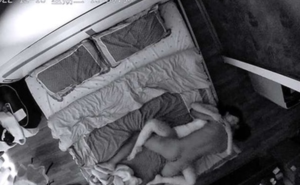 兄妹乱伦美女爽到叫表哥叫老公不一定是真的但是叫表哥肯定是