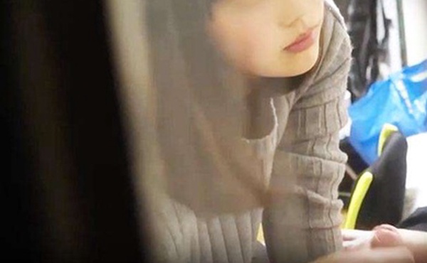 偷拍系列偷拍邻家小妹和男友做爱