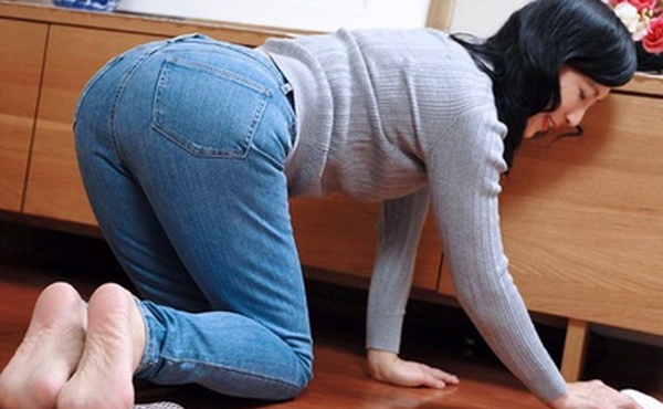 熟女家政妇的性爱诱惑