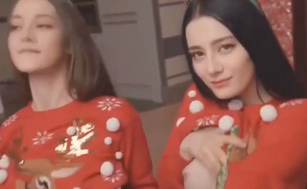 AI-迪丽热巴-双胞胎的圣诞夜礼物惊喜