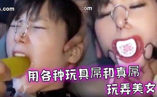 用各种玩具屌和真屌玩弄美女不给她一丝喘气的机会