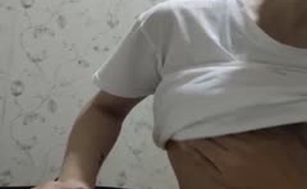 路少探店街边足浴专攻良家少妇别人十几万娶的老婆暂时享用一下