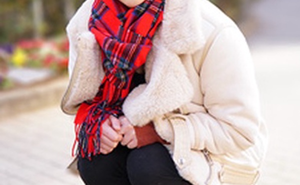 一个喜欢乳头游戏的变态素人女孩 筱冢志穗