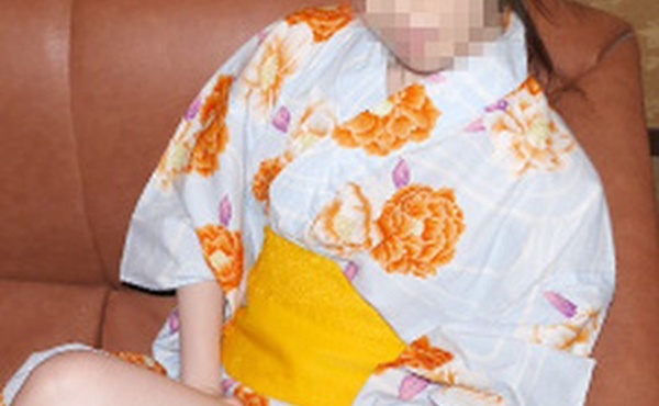 素人素颜~我在她的真脸上喷了颜射~池田仁美