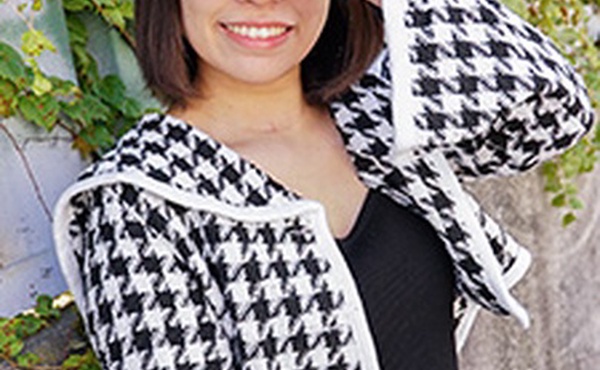 素人AV采访～本想接受采访却立刻被中出的素人女儿～矢部真由香