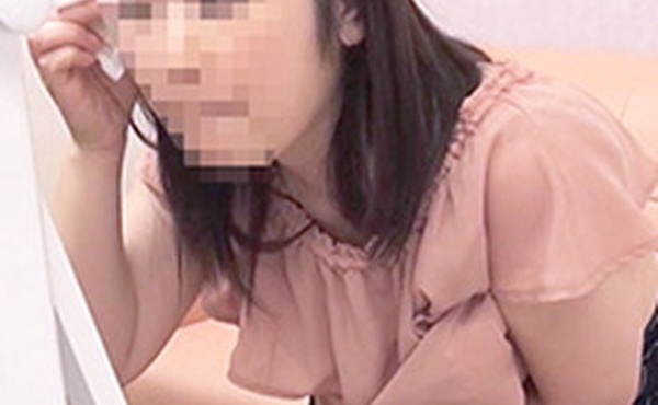 素人不化妆——我会把你的鸡巴插进你的体内，这样你就不用化妆了。濑户爱里