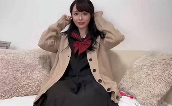 日本网红脸红姐-校园JK肛门调教小玩具